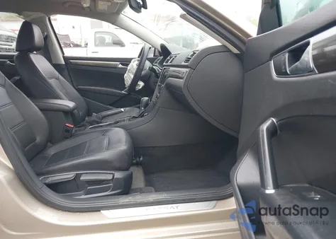 2016 Volkswagen Passat 1.8T Se из США, поврежденный, VIN 1VWBT7A38GC062592